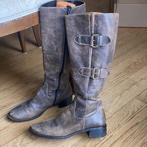 Ecco Distressed Brown Heeled Boots size 41